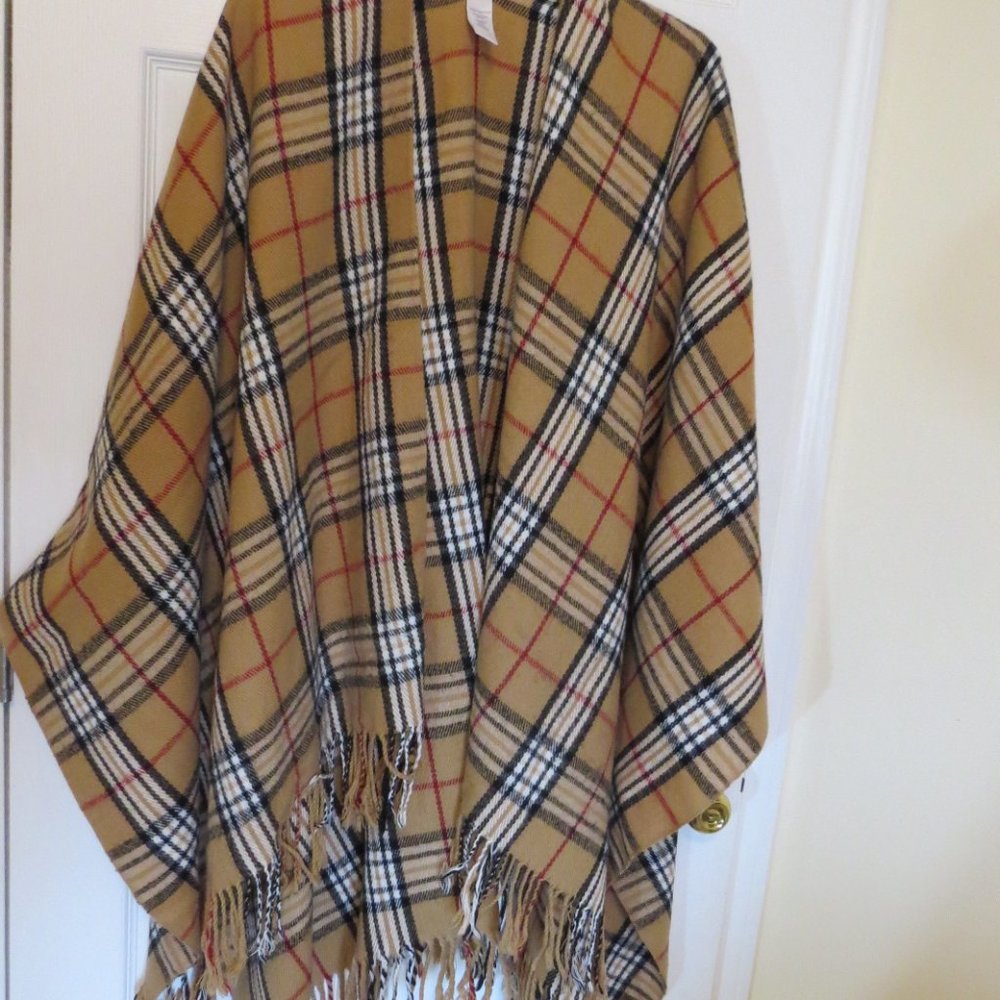 Worthington Burberry style cardigan/shawl
